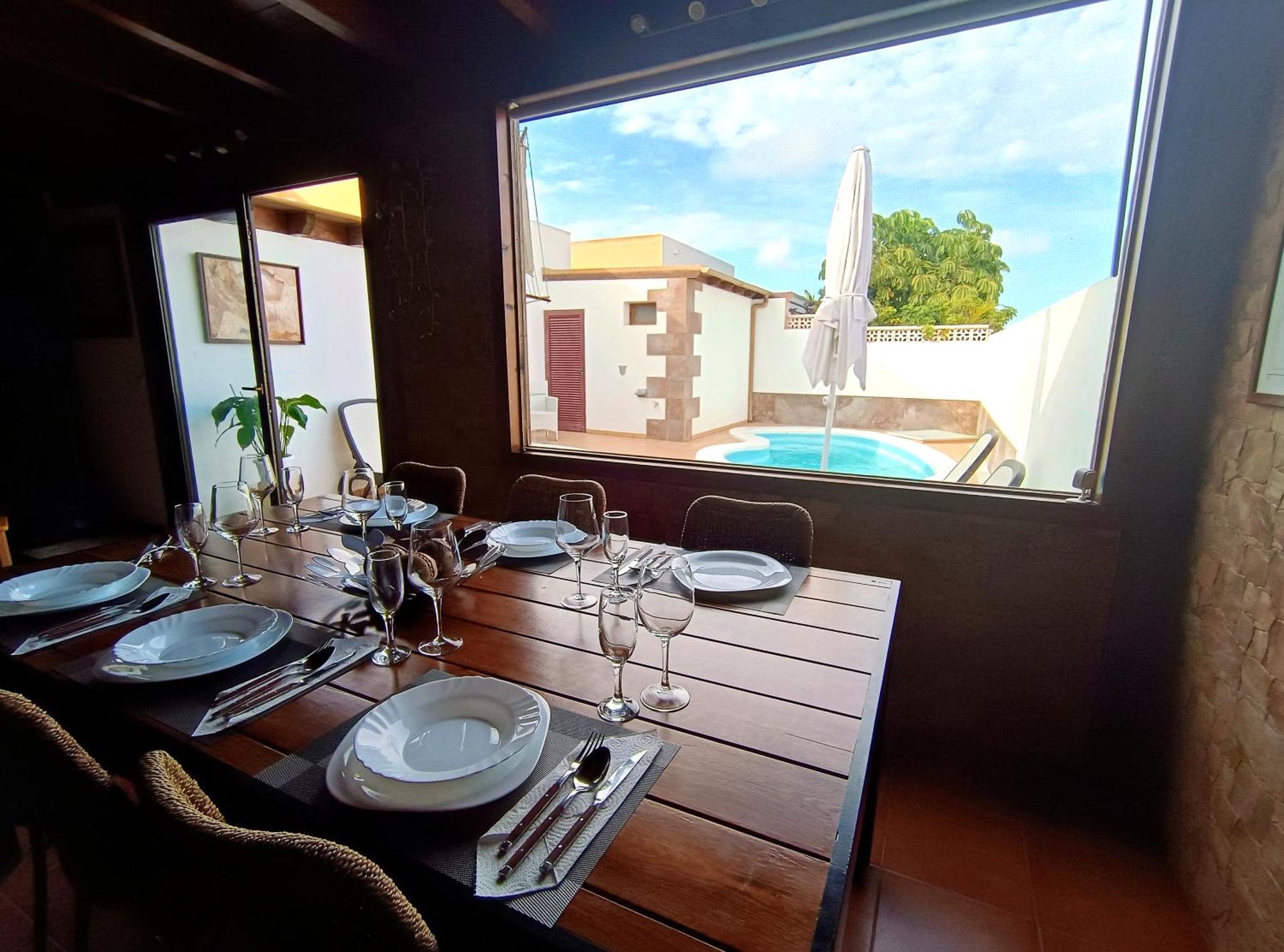 Villa Enola La Oliva Luaran gambar